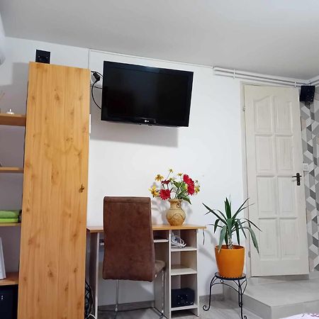 Edi Apartman Vecsés Exterior foto
